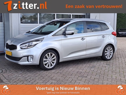 Kia Carens 0