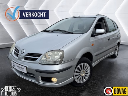 Nissan Almera Tino 0