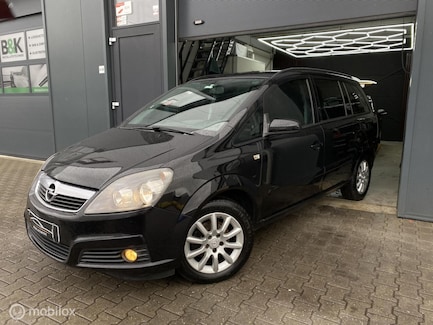 Opel Zafira 0