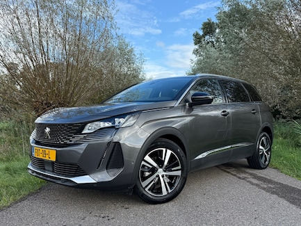 Peugeot 5008 0