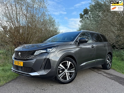 Peugeot 5008 0