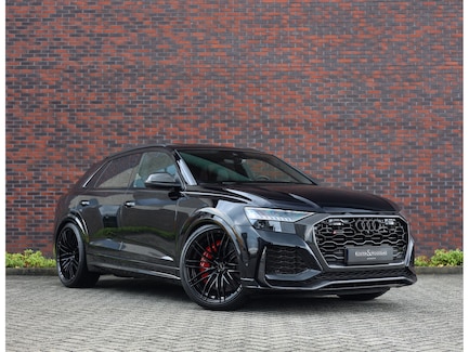 Audi RS Q8 0
