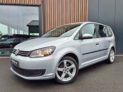 Volkswagen Touran 0