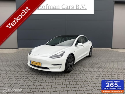 Tesla Model 3 0