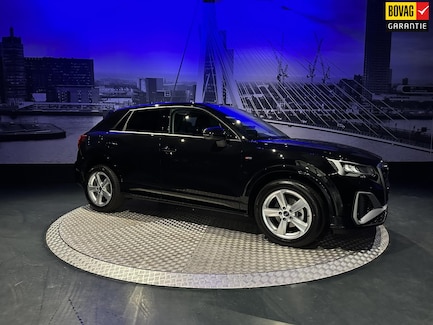Audi Q2 0