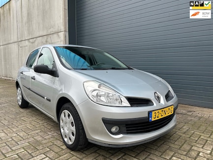 Renault Clio 0