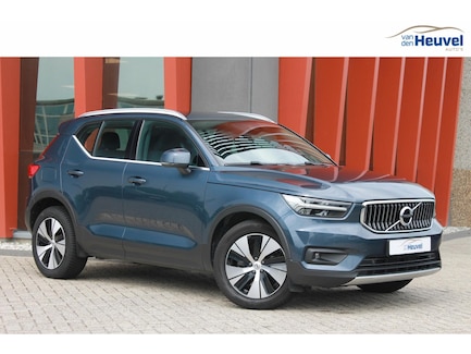 Volvo XC40 0
