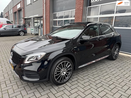 Mercedes-Benz GLA 0
