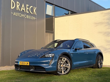 Porsche Taycan Cross Turismo 0