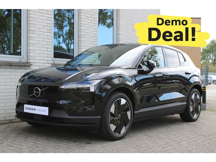 Volvo EX30 0