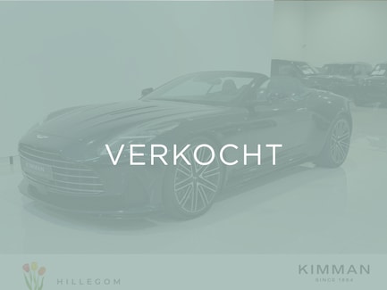 Aston Martin DB12 0