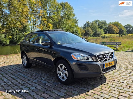 Volvo XC60 0