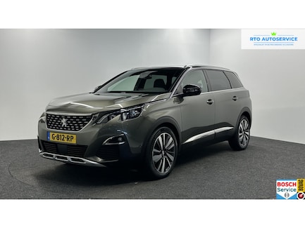 Peugeot 5008 0