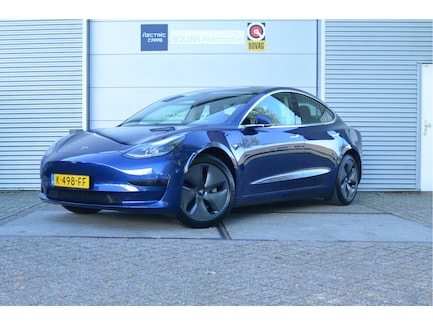 Tesla Model 3 0