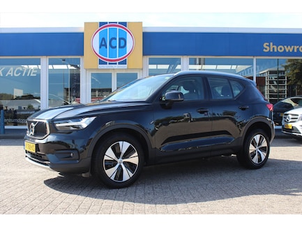 Volvo XC40 0