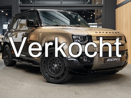 Land Rover Defender 0