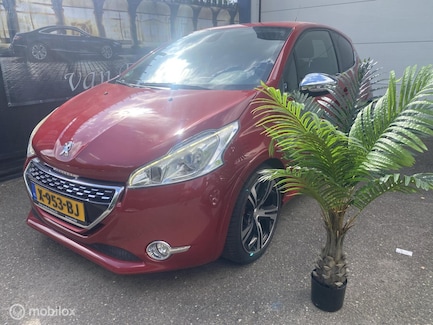 Peugeot 208 0