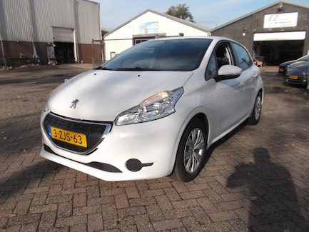 Peugeot 208 0