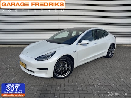 Tesla Model 3 0