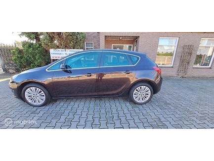 Opel Astra 0