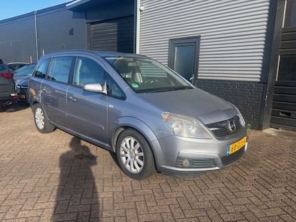 Opel Zafira 0
