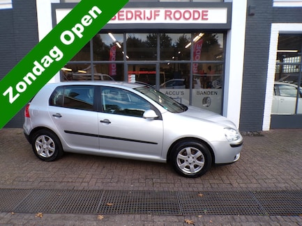 Volkswagen Golf 0