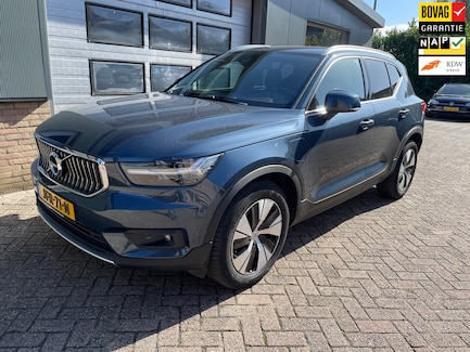 Volvo XC40 0