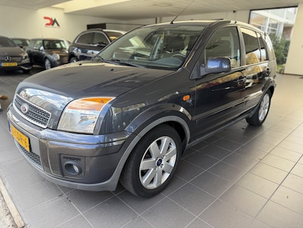 Ford Fusion 0