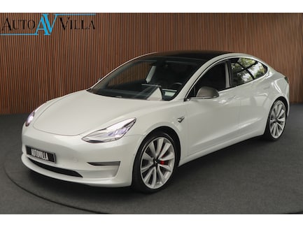 Tesla Model 3 0