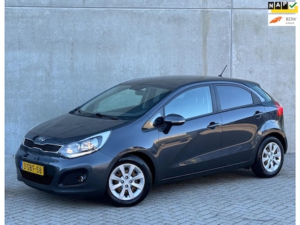 Kia Rio 0