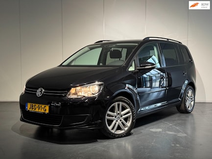 Volkswagen Touran 0