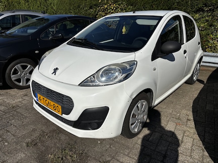 Peugeot 107 0
