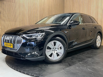 Audi E-tron 0
