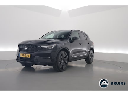Volvo XC40 0