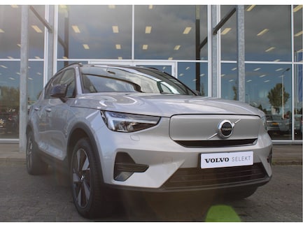 Volvo EX40 0