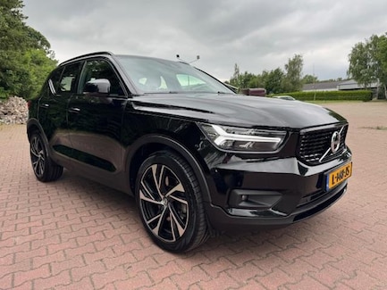 Volvo XC40 0