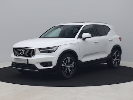 Volvo XC40 0