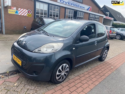Peugeot 107 0