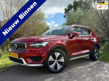 Volvo XC40 0
