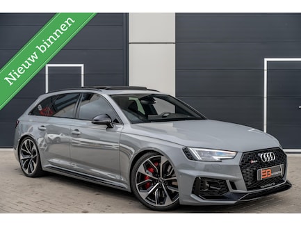Audi RS4 0