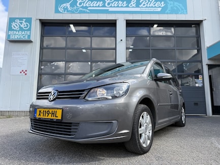 Volkswagen Touran 0