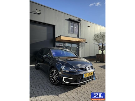Volkswagen Golf 0