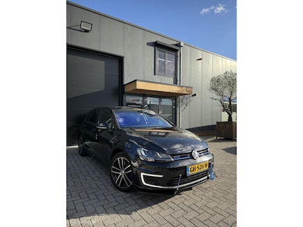 Volkswagen Golf 0