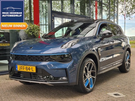 Lynk & Co 01 0
