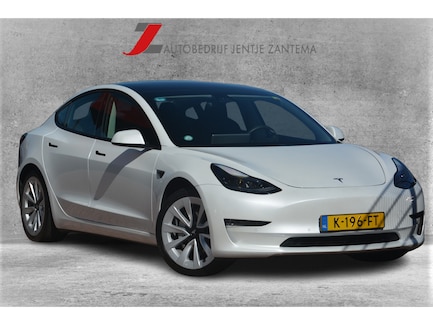 Tesla Model 3 0