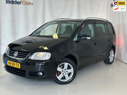 Volkswagen Touran 0