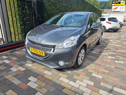 Peugeot 208 0