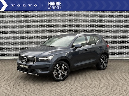 Volvo XC40 0