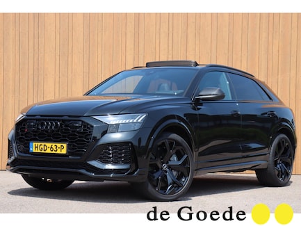 Audi RS Q8 0