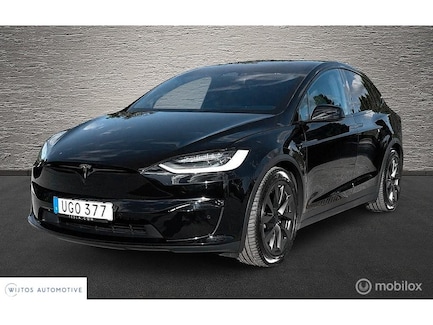 Tesla Model X 0